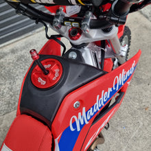 Load image into Gallery viewer, MADDER MINIS - BILLET FLUSH FIT FUEL CAP CRF110