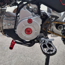 Load image into Gallery viewer, MADDER MINIS - BILLET ALLOY FOOT PEGS - CRF110 DIRECT FIT