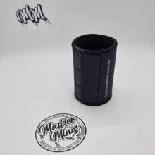 Load image into Gallery viewer, MADDER MINIS - &quot;ESTABLISHED&quot; MAGNETIC STUBBY COOLER
