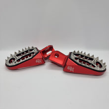 Load image into Gallery viewer, MADDER MINIS - BILLET ALLOY FOOT PEGS - CRF110 DIRECT FIT
